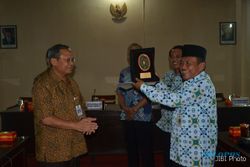 PENGHARGAAN: Sukoharjo Juara III Nasional Penghargaan Bidang PU