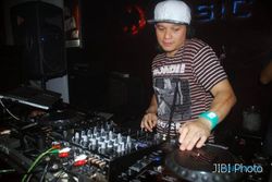  DJ RIRI Bakal Hentak Ballroom The Sunan