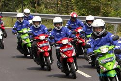 BURSA SEPEDA MOTOR : Inilah 5 Motor Terlaris di Indonesia 2015