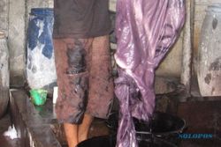 Perajin Batik Giriloyo Upakan Ekspor Secara Mandiri