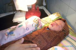 PEMBUANGAN BAYI: Walah, Seorang Bayi Ditemukan Warga di Selokan