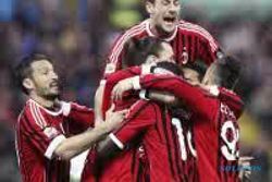 LIGA SERI A ITALIA: Milan Bekuk Parma 2-0 Berkat Gol Ibra dan Imanuelson