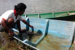 TIDAK MELAUT: Nelayan Paranggupito Akan Mendapat Perahu Baru
