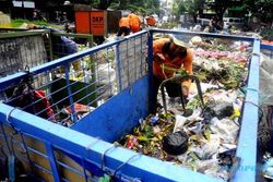 HONOR: Dipertanyakan, Realisasi Kenaikan Honor Petugas Sampah Kelurahan