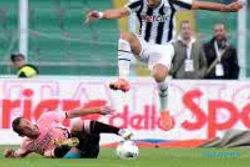 LIGA ITALIA: Bekuk Palermo 2-0, Juventus Pimpin Klasemen Gusur Milan