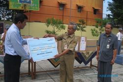 SMAN 1 RSBI Peroleh Bantuan Lima Komputer