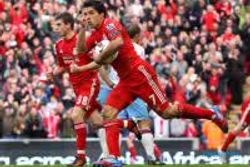LIGA INGGRIS: Gol Suarez Selamatkan Liverpool dari Kekalahan Aston Villa