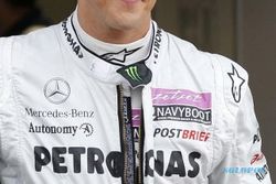 MICHAEL SCHUMACHER KRITIS : Pembalap F1 Beri Dukungan Schumi 