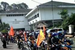HARI BURUH: Serikat Pekerja PT DI  Siap Demo Buruh Di Jakarta