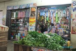 PENCURIAN: Maling Gondol Rokok di Pasar Sunggingan