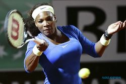 ITALIA OPEN 2012: Serena Williams Mulus ke Babak Kedua