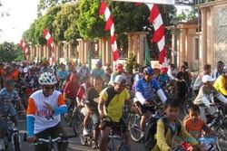 HARI JADI KABUPATEN SRAGEN: Rayakan Hari Jadi, Pemkab Adakan Fun Bike