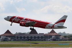 PESAWAT AIRASIA HILANG : Airasia Surabaya-Singapura Hilang Kontak