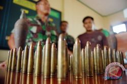 PENEMUAN AMUNISI : 380 Butir Peluru Aktif Ditemukan di Rumah Purnawirawan