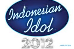 INDONESIAN IDOL 2012: Febri dan Dion Membuka Konser Spektakuler SUPER 6