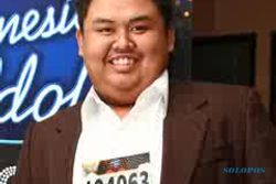 RIO Tereliminasi dari Spektakuler Show Indonesian Idol 2012
