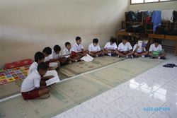 UJIAN NASIONAL: Siswa SDN Kalimanggis Rela Menginap di Sekolah 