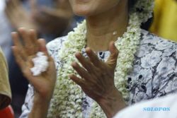 AUNG SAN SUU KYI Akhirnya Terima Nobel Perdamaian Setelah 21 Tahun