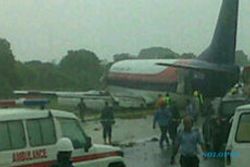 PESAWAT TERGELINCIR: Sriwijaya Tergelincir di Bandara Supadio