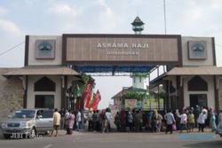 AGENDA PRESIDEN : Sabtu, Jokowi Bertemu 3.000 Kades di Asrama Haji Donohudan