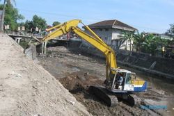 GALIAN C KLATEN : Pakai Backhoe Pemkab untuk Galian Liar, Begini Alasan Sang Kades