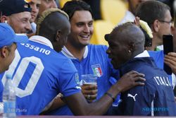 FINAL EURO 2012: Spanyol Berlaga Tanpa Striker, Italia Mainkan Abate