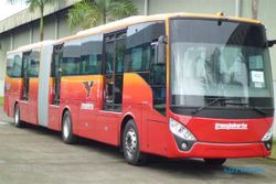 BUS GANDENG Produk PT Inka Masih Kalah Bersaing dari Bus Produksi China yang Lebih Murah