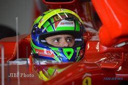 FELIPE MASSA Optimistis akan Tetap di Ferrari