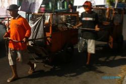 DPRD Desak DPPKAD Bayar Rapel Honor Petugas Sampah