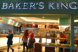 GRAND OPENING BAKERS KING