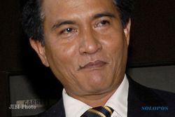 KABINET JOKOWI-JK : Yusril: Minta Pertimbangan DPR, Jokowi Buang-Buang Waktu