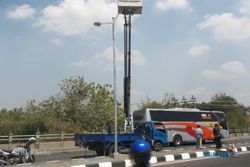  DKP KARANGANYAR Tambah Lampu Penerangan Jalan