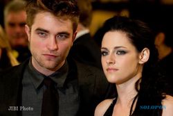 Robert Pattinson dan Kristen Stewart Resmi Putus!
