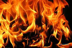 KEBAKARAN: Rumah dan Pabrik Tahu Terbakar, Kerugian Ditaksir Rp150 Juta