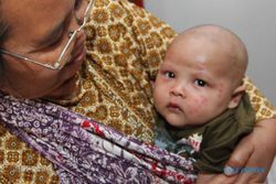 Bayi Dirawat Di Poliklinik Bhayangkara, Calon Pengadopsi Warga Gondang