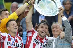 Kalahkan Ajax 2-4, PSV Juara Piala Super Belanda