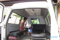 AMBULANS UZUR: Jadi Bahan Ejeken, RSUD Banyudono Harapkan Ambulans Baru