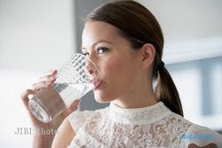   Manfaat Minum Air Putih Hangat di Pagi Hari