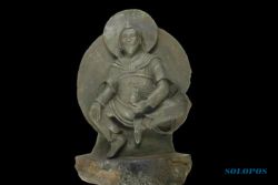Patung Buddhis Ini Terbuat Dari Meteorit 15.000 Tahun Silam