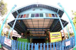 PERBAIKAN MASJID AGUNG