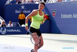 US Open: Tundukkan Sharapova, Azarenka Tantang Serena 