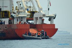 Tim SAR Temukan Bangkai KMP Bahuga Jaya