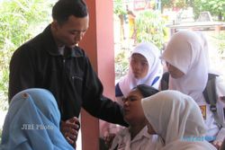 PENDIDIKAN SUKOHARJO : Dua Hari Berturut-Turut, Puluhan Siswi SMPN Kartasura Kesurupan