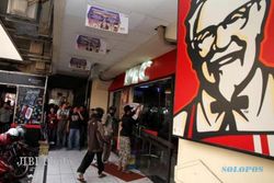 PENYEGELAN KFC & MC DONALD’S SOLO: Dipukul, Bibir Rekta Sobek