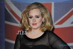 Adele Rancang Baju Ukuran Besar untuk Burberry?