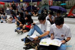 Ribuan Siswa dan Guru Hong Kong Tolak Pelajaran “Cuci Otak”