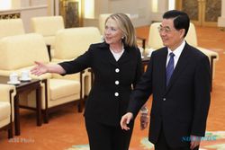 RELASI SINO-AMERIKA : Media China Curigai Kunjungan Hillary Clinton