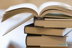 MANUNGGAL FAIR: Perpusda Kulonprogo Pajang 750 Buku
