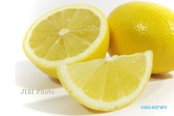 TIPS KECANTIKAN : 7 Cara Gunakan Lemon untuk Tampil Cantik