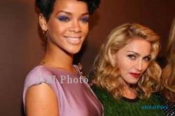 Madonna dan Rihanna Bersaing